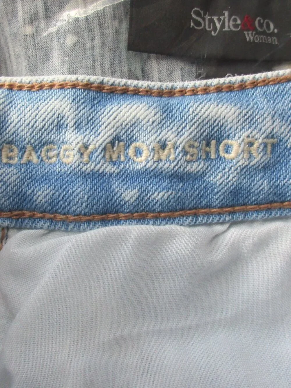 New AMERICAN EAGLE Jean Shorts Size 4 Distressed Baggy Mom Short